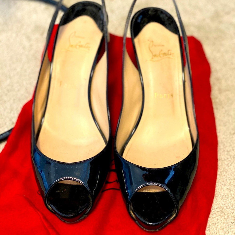 Great used condition Louboutins.